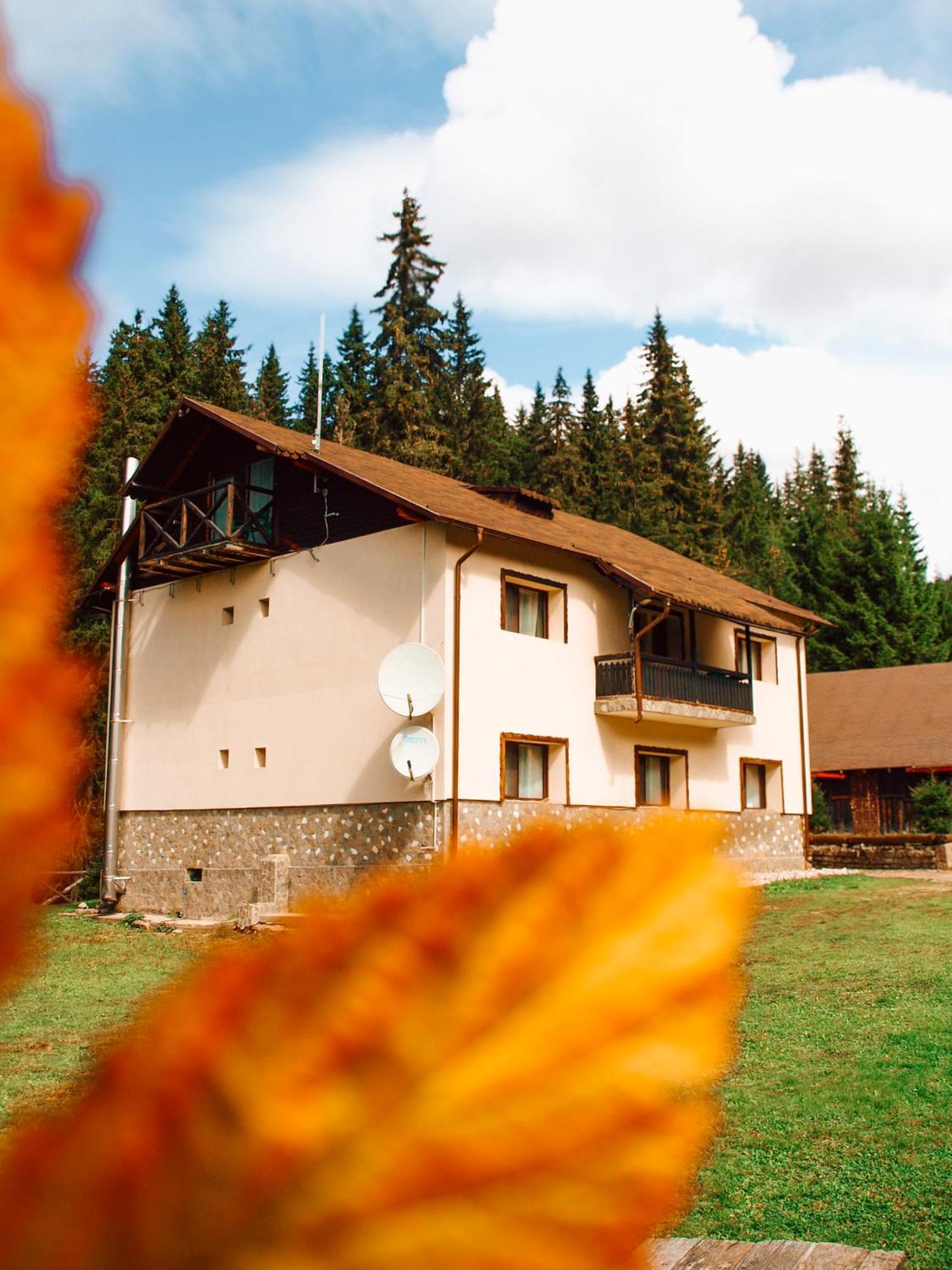 Villa Mounthoff Retreat Moroeni Exterior foto